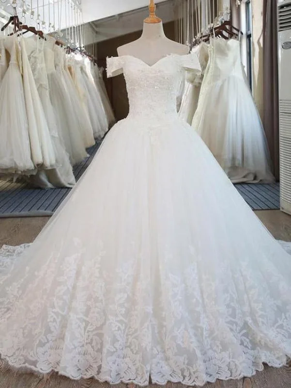 Elegant V-Neck Ball Gown Wedding Dresses Appliques Beaded Court Train Vintage Women's 1970S 