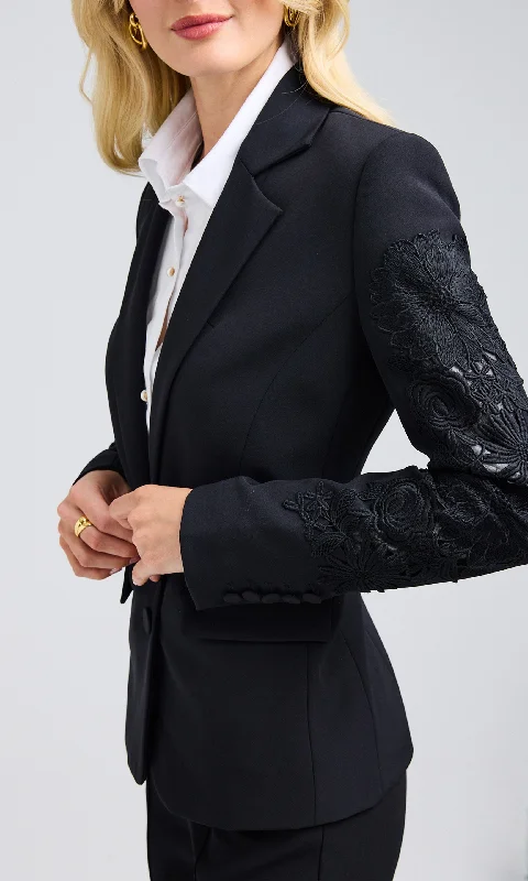 Venturi Lace Combo Blazer Youthful Women's Pop