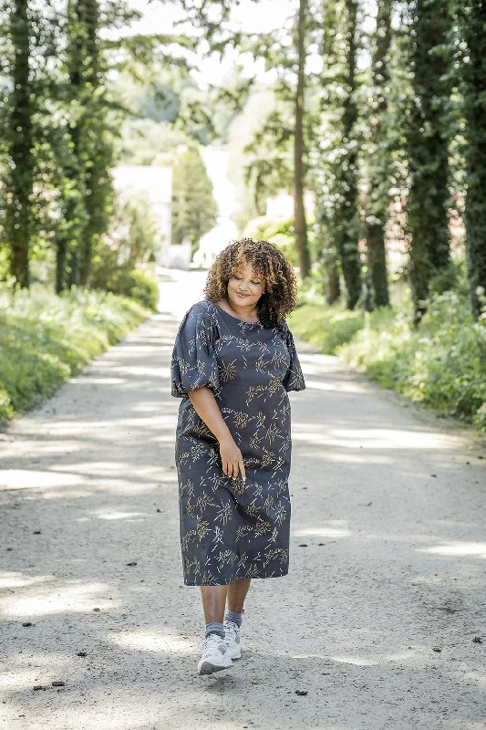 Fibre Mood Doris Dress Monochromatic Office Style