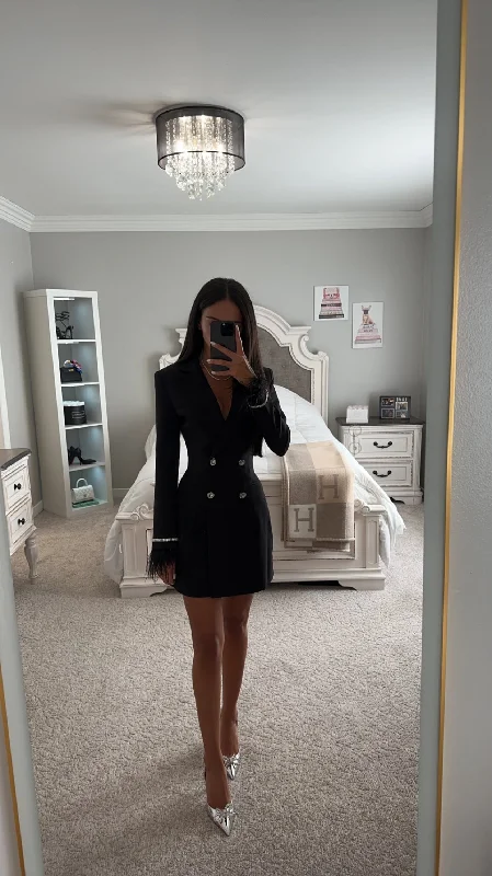 FUR SLEEVE BLAZER DRESS Cool Women's Distressed