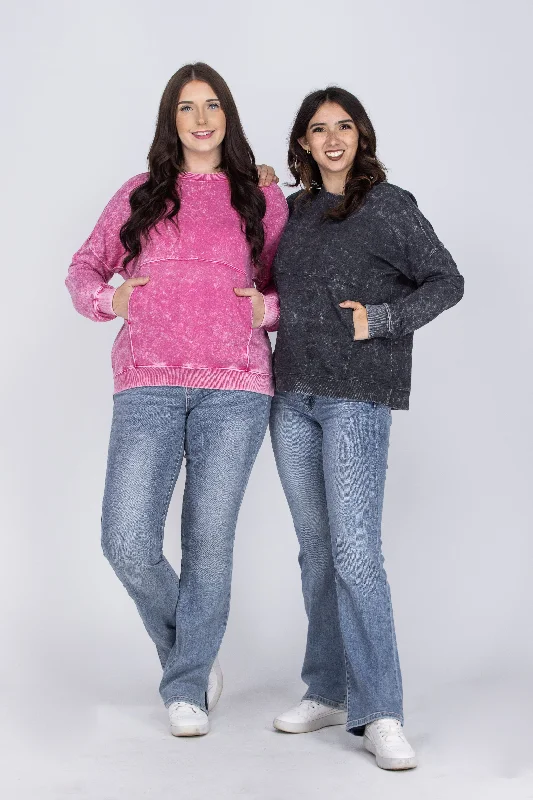 Washed For Days Women's Casual Long Sleeve Crew Bold Women's Animal Print
