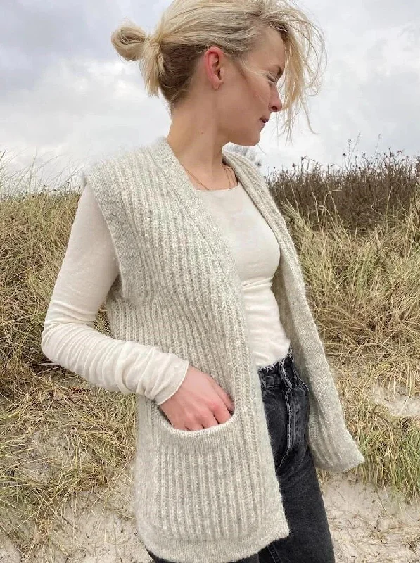 November vest by PetiteKnit, No 1 kit Cool Women's Skate