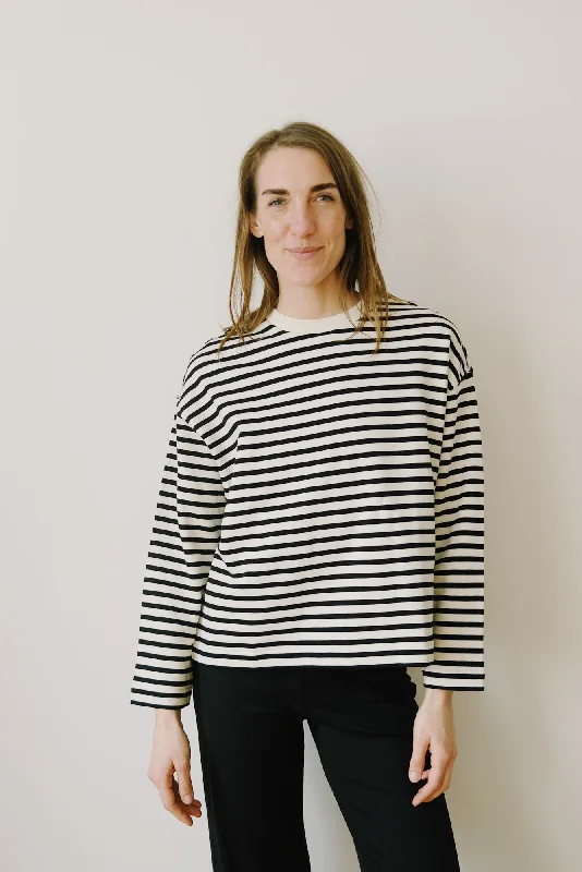 sweatshirt - frankaa maarlen - undyed / black stripe Bold Women's Statement