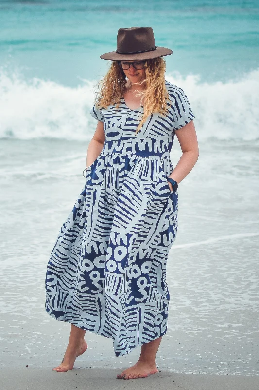 Waves & Wild Kinjarling Dress Traditional Women's Wool