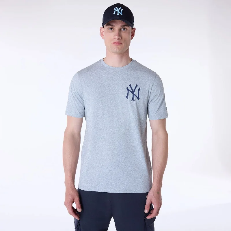 New York Yankees MLB Pennant Graphic Grey T-Shirt Dapper Women's 1920S