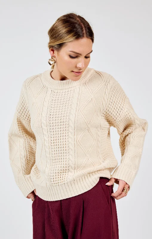 Sadie & Sage, Teri Cable Crewneck Sweater Streetwear Style for 