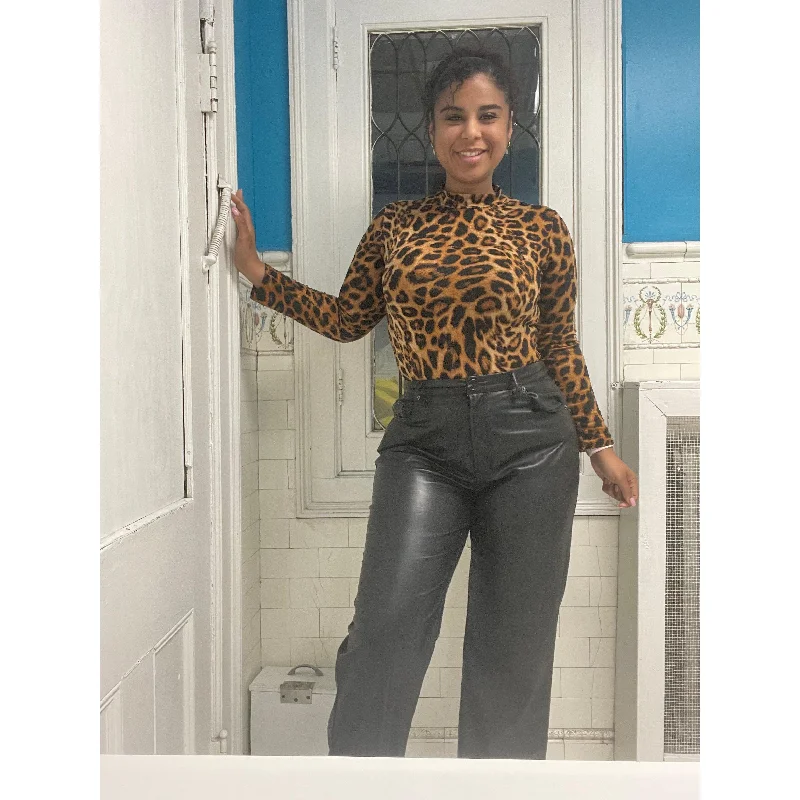 Vegan leather wide leg pants with pocket Dapper Women's Bow - adorned