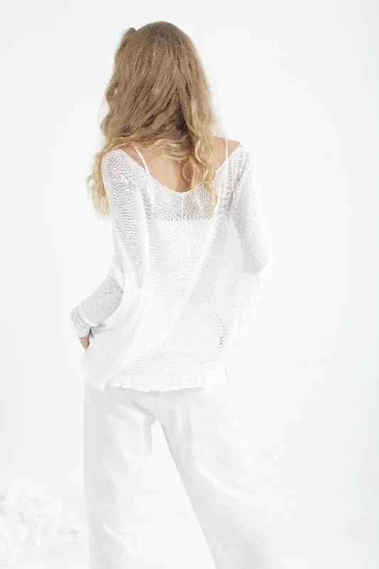 White Boat neck Long sleeve oversize knit top Vacation