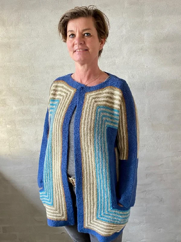 Pagode jacket by Hanne Falkenberg, knitting pattern Contemporary 