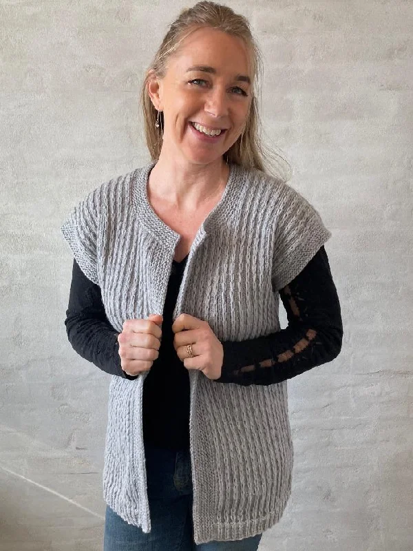 Links vest by Hanne Falkenberg, (No. 2) knitting pattern Dapper Women's 1920S