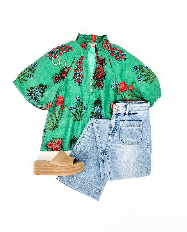 FLORAL ESCAPE GREEN PRINTED TOP Athletic Women's 