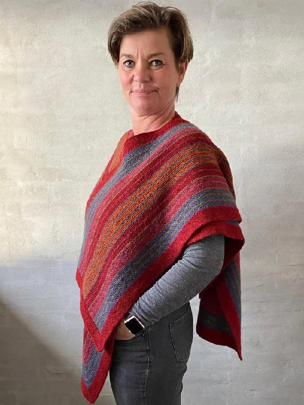 Promenade shawl by Hanne Falkenberg, knitting pattern Feminine Women's Style 