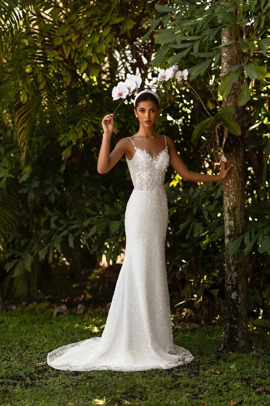 Laura - Made to Order Wedding Dress Elegant Women's 